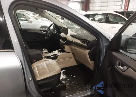 2022 Ford Escape Sel z USA, uszkodzony, nr VIN 1FMCU9H60NUB26871